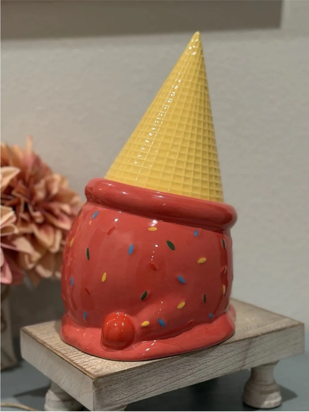 Pink Sprinkles Ice Cream Cone Cookie Jar Rare Retired Ban.Do